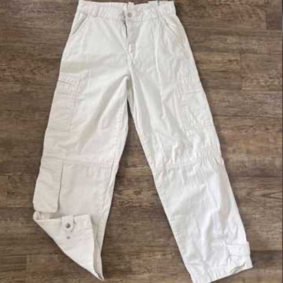 H&M Cream Cargo Pants Women’s Medium | Mid Rise Straight Leg - Picture 1 of 5